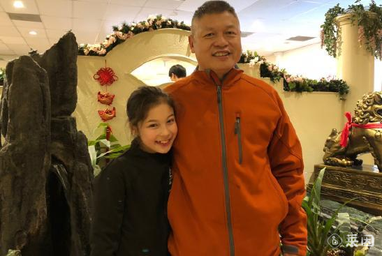 美国14岁华裔花滑少女是试管婴儿，创跳跃纪录，父亲来自四川山村