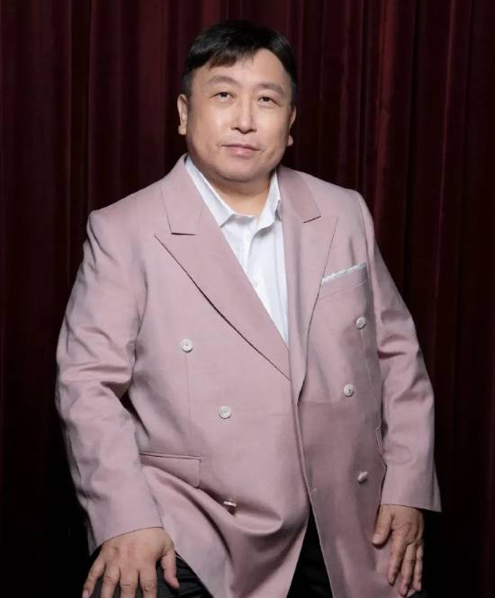 王晶怒怼香港名记诽谤成龙私生活:他风流但绝不下流 王晶怒怼香港名记诽谤成龙私生活:他风流但绝不下流